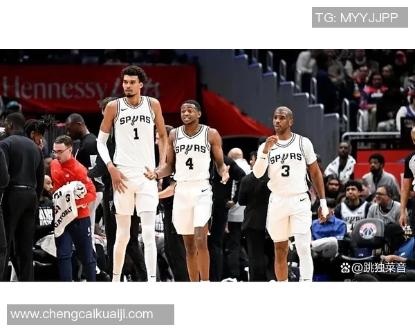 马刺与雄鹿激战正酣1月5日精彩对决引发球迷热议