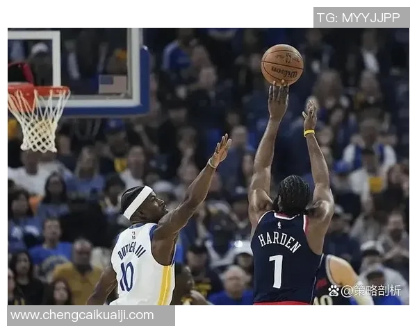 快船与勇士季后赛对决回顾精彩瞬间与关键时刻分析