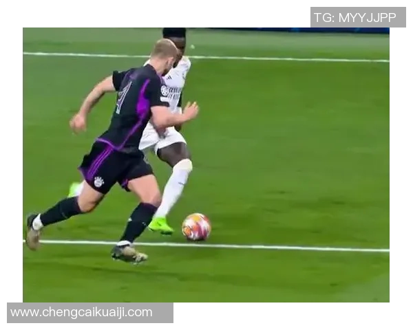 02年拜仁慕尼黑与皇家马德里经典对决回顾与分析